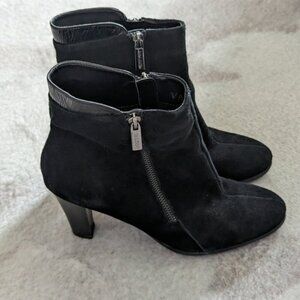 Valdini Black Suede Water Resistant Non Slip Heeled Bootie EUC size 9